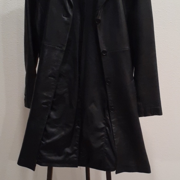 Trench Coat - Picture 4 of 5